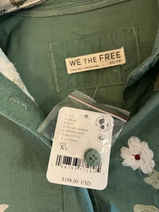 Free People / We The Free Crafty Critter Shirt - Picture 6 of 6